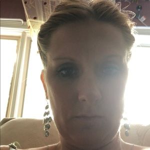 Meet your Posher, Carrie